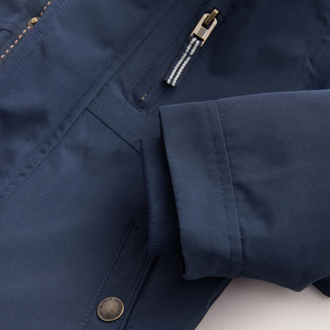 crm/media_library/media_library/navy_5.webp